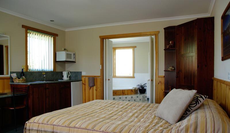 Kentish Hills Retreat Motel Sheffield Exterior photo